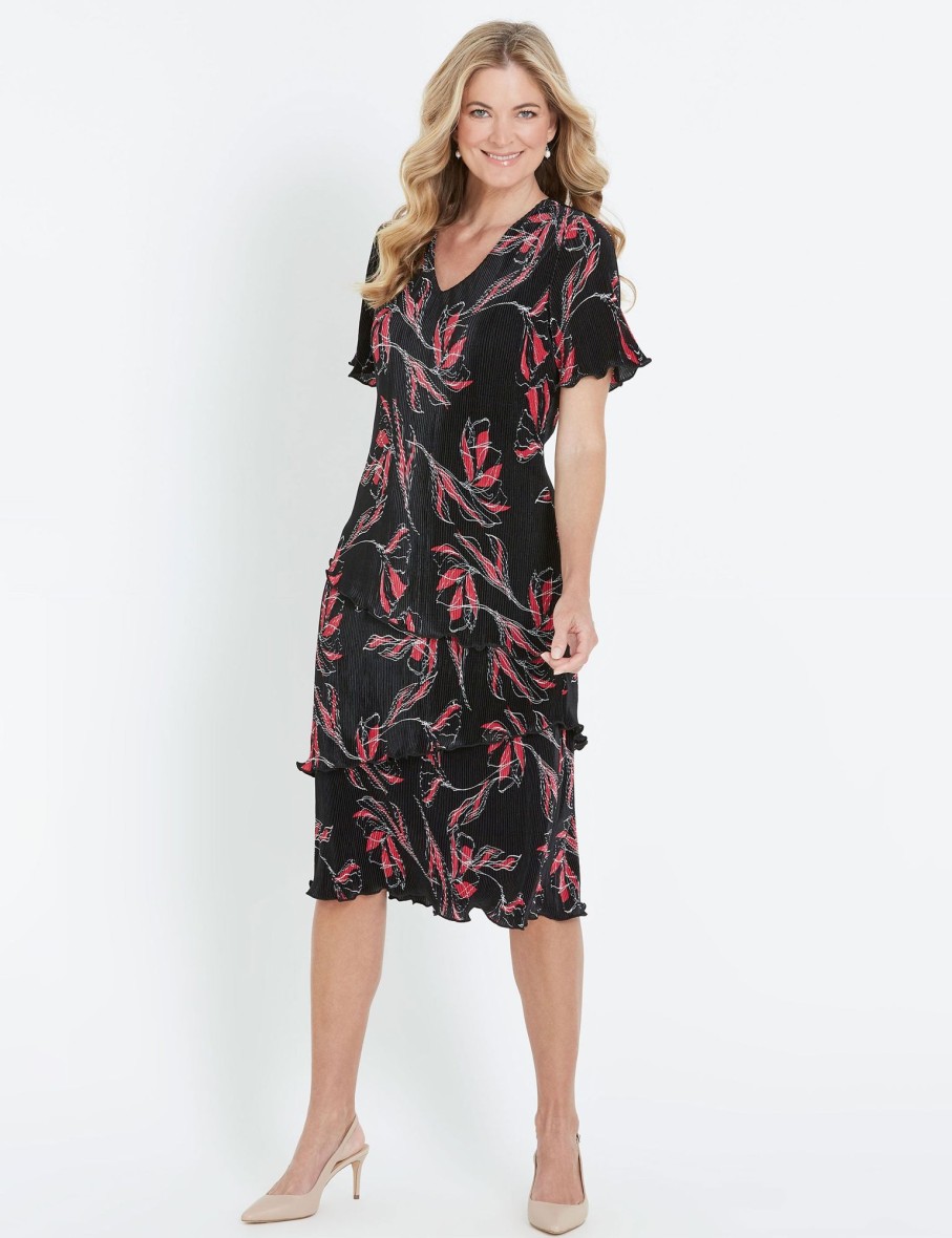 Dresses NoniB | Noni B Short Sleeve Layer Crinkle Dress