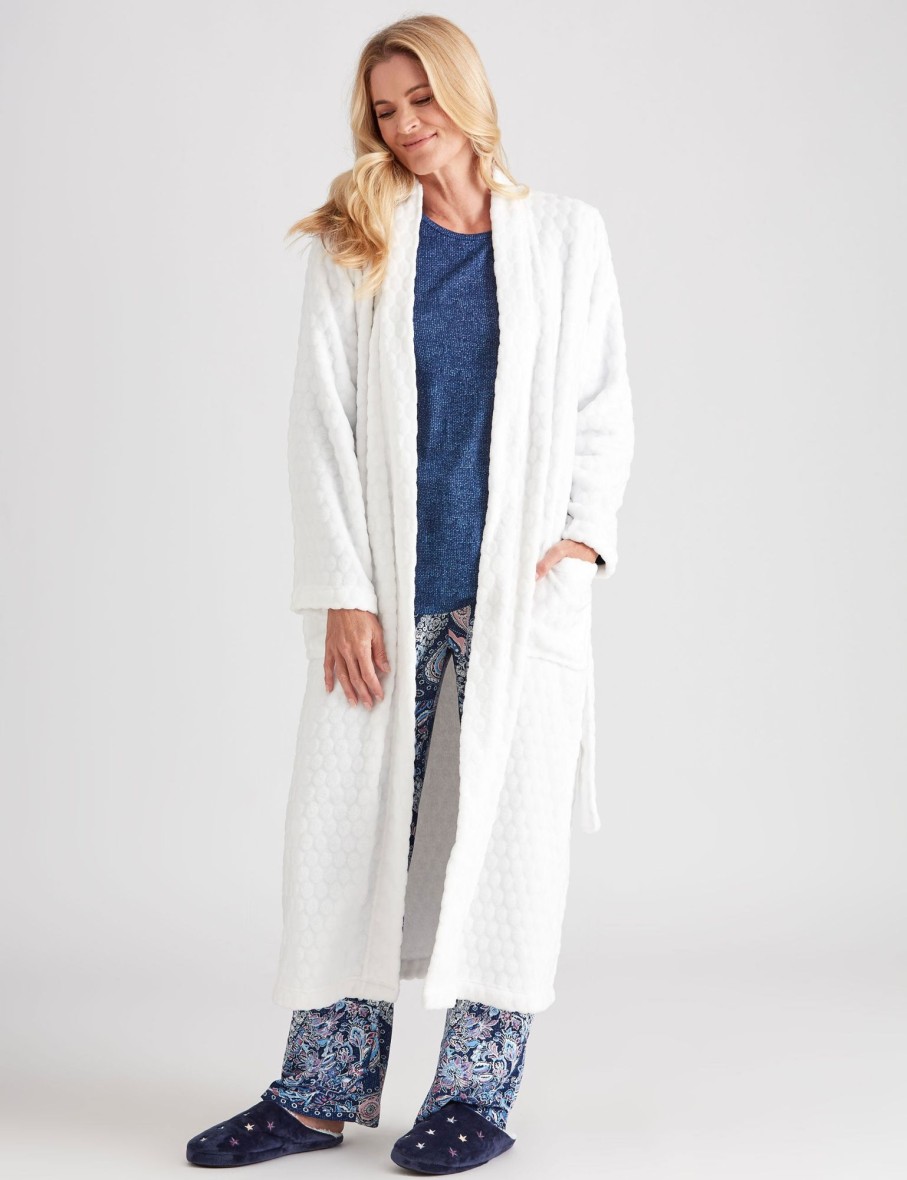 Sleepwear NoniB | Noni B Long Sleeve Plush Polka Dot Robe